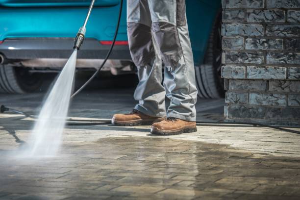 Best Parking Lot and Garage Cleaning  in Crooked Lake Park, FL